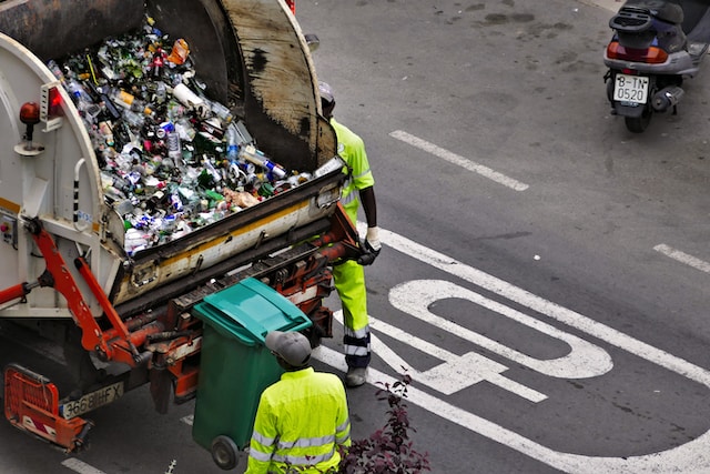 best-solutions-to-fight-fly-tipping